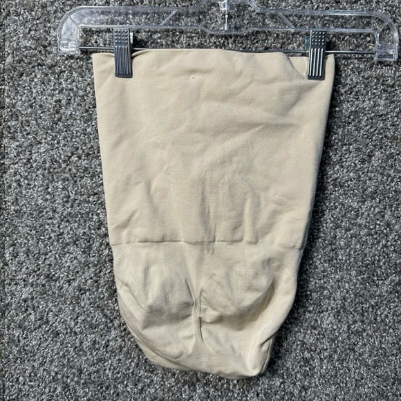 Red Hot By SPANX Ultra Firm Control Shapewear High Waist Brief SZ Small NWT - Picture 5 of 8